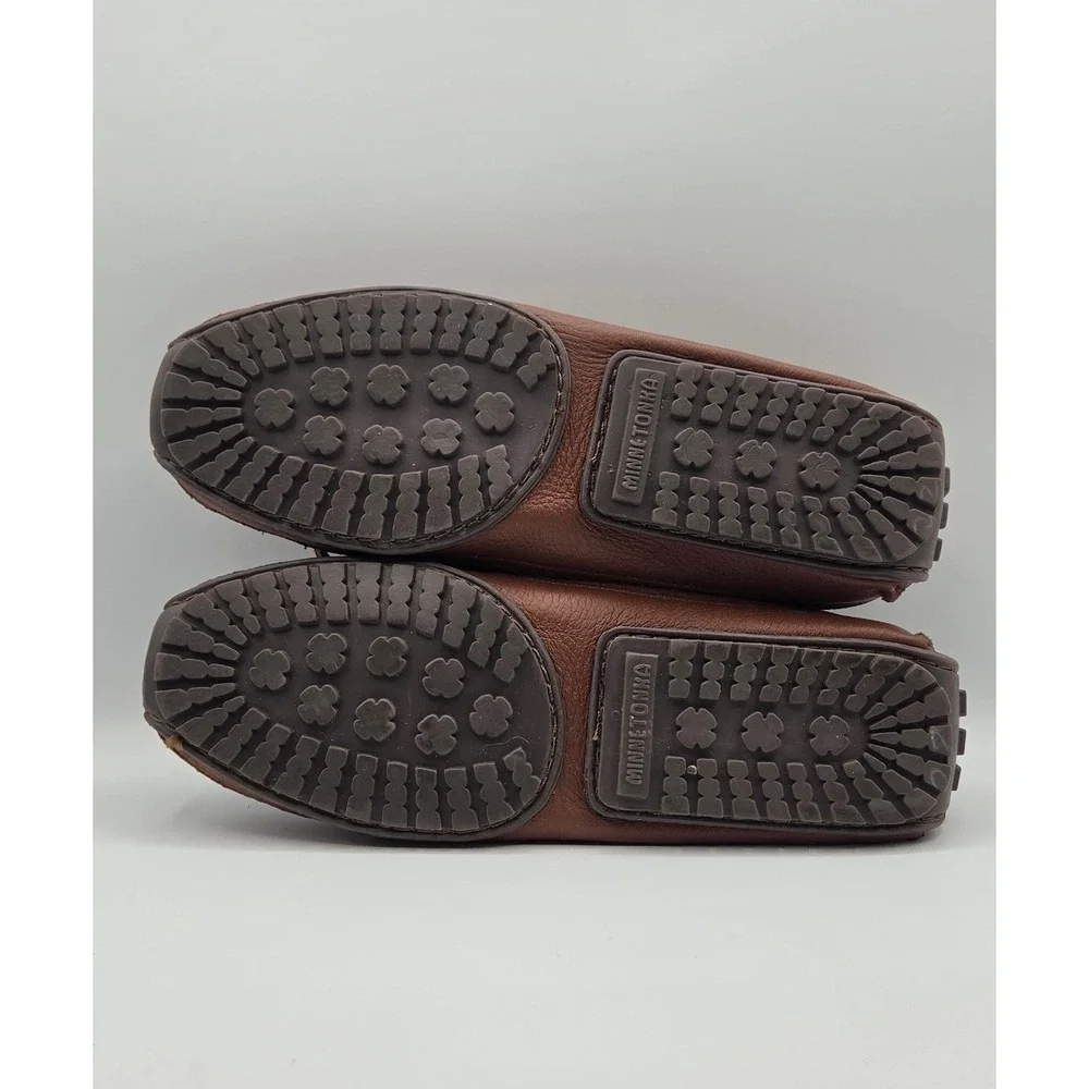 Minnetonka Moosehide Weekender Men's Moccasins 10 Carmel Brown Leather Loafers